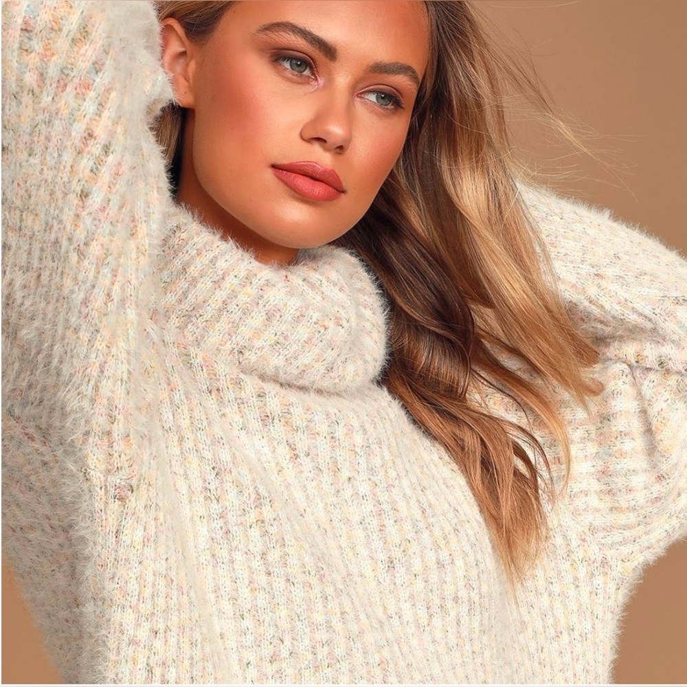 NWT Lulu’s Eyelash Knit Sweater Dress Size M - Picture 2 of 10